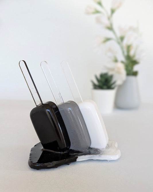 הארטיקים הנמסים - מונוכרומטי