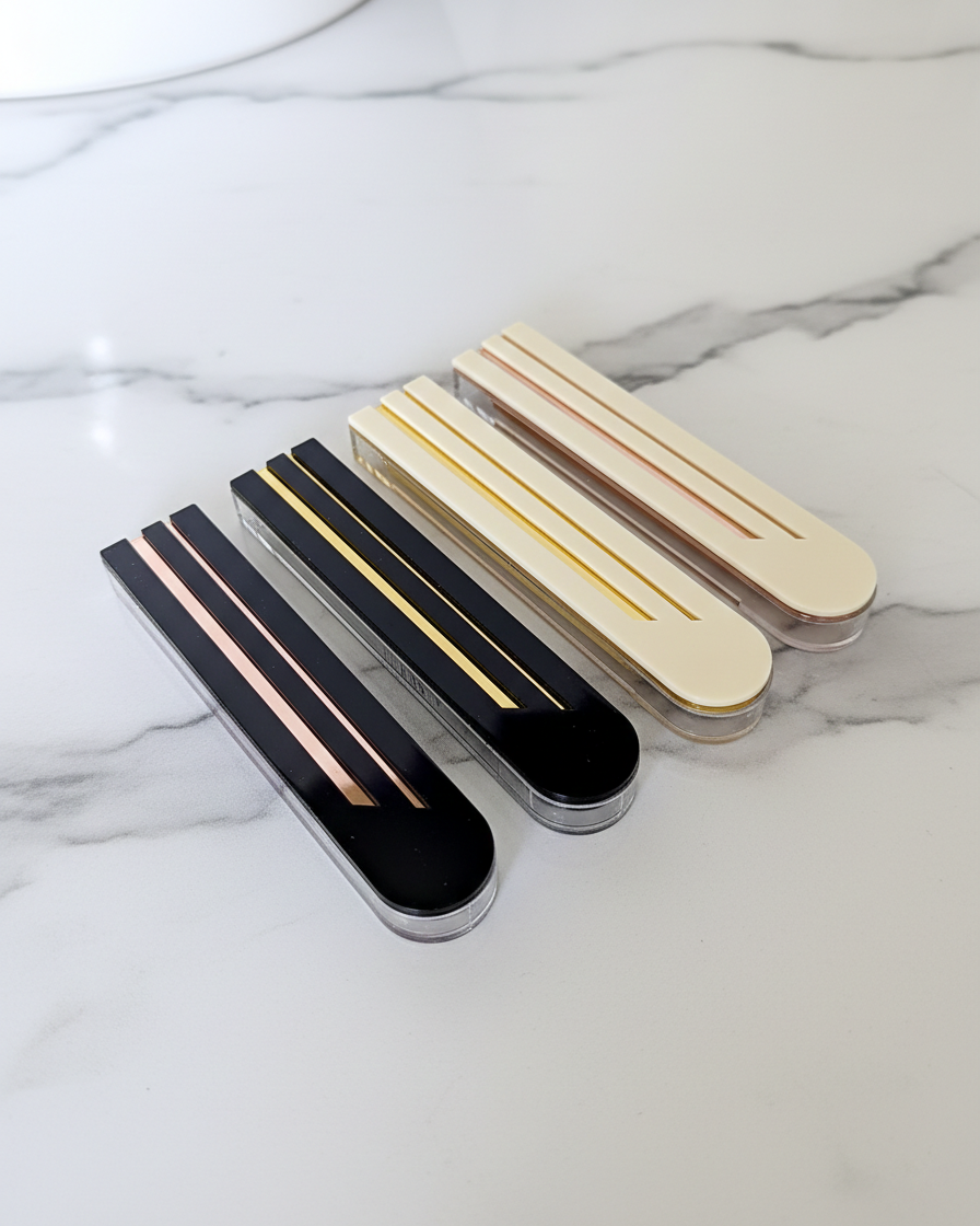 בית מזוזה מודרני שמנת וזהב