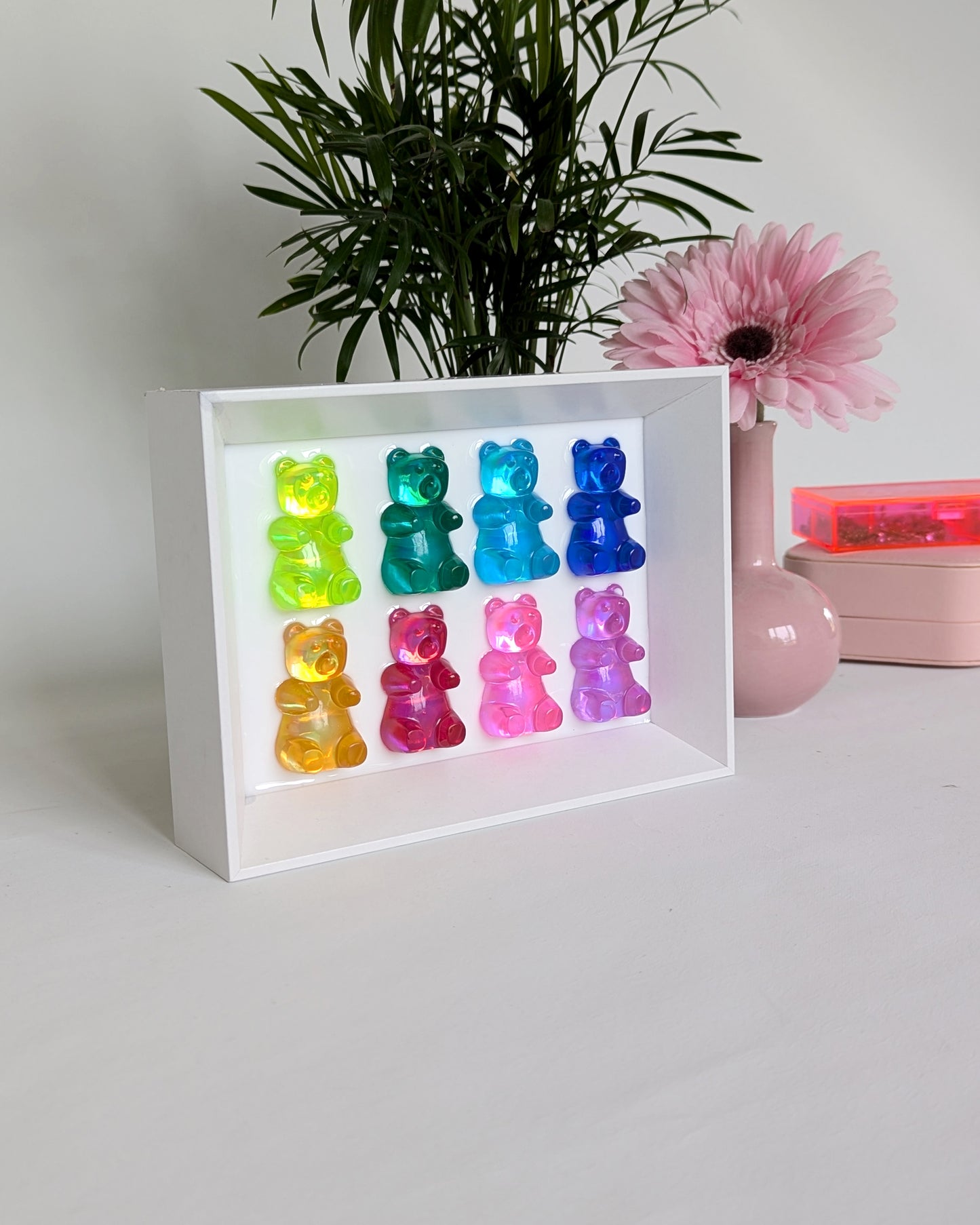 8 Colorful Gummy Bears Wall Decor