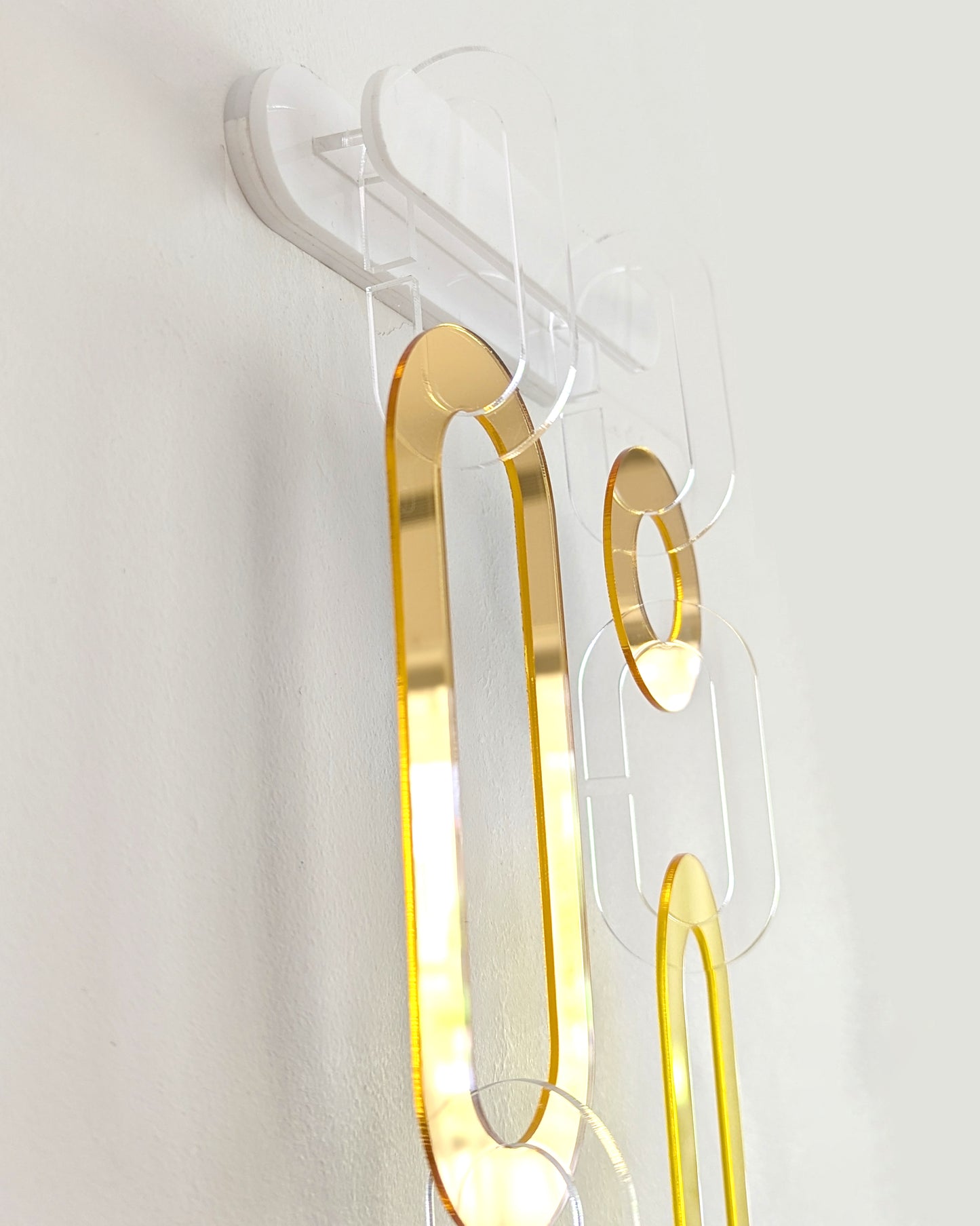 שרשרת מודולרית מוזהבת צרה