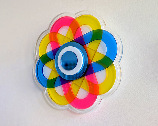 תכשיט קיר פרח צבעוני