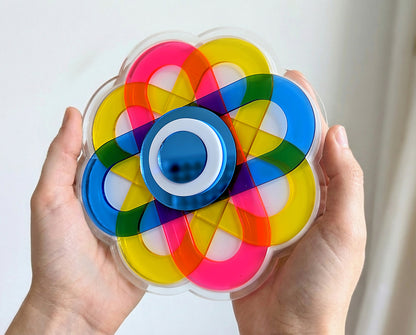 תכשיט קיר פרח צבעוני