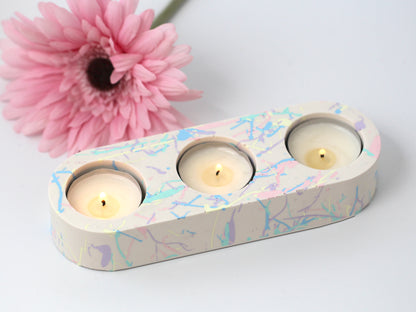 Tealight candle holder with pastel splashes