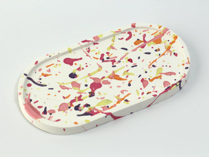Oval tray with color splashes
