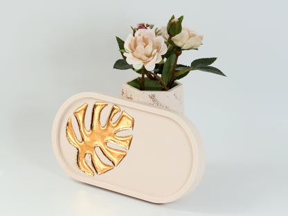 Oval tray with Imitation ros gold foil monstera leaf